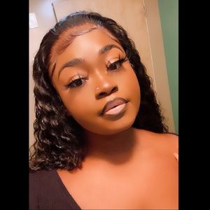 Meet your Posher, Rasheema